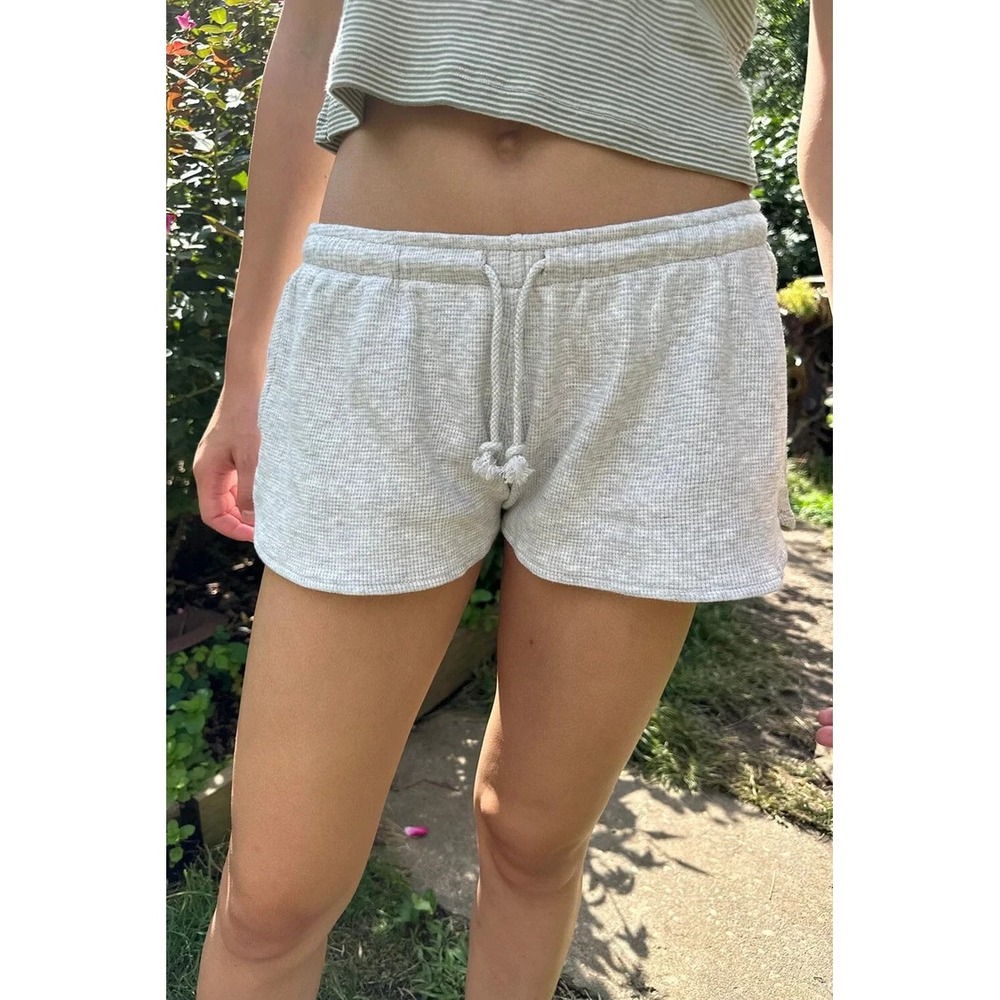 Brandy MelvilleSummer Y2K babydoll Thermal Shorts Gray Waffle Athletic S A00943